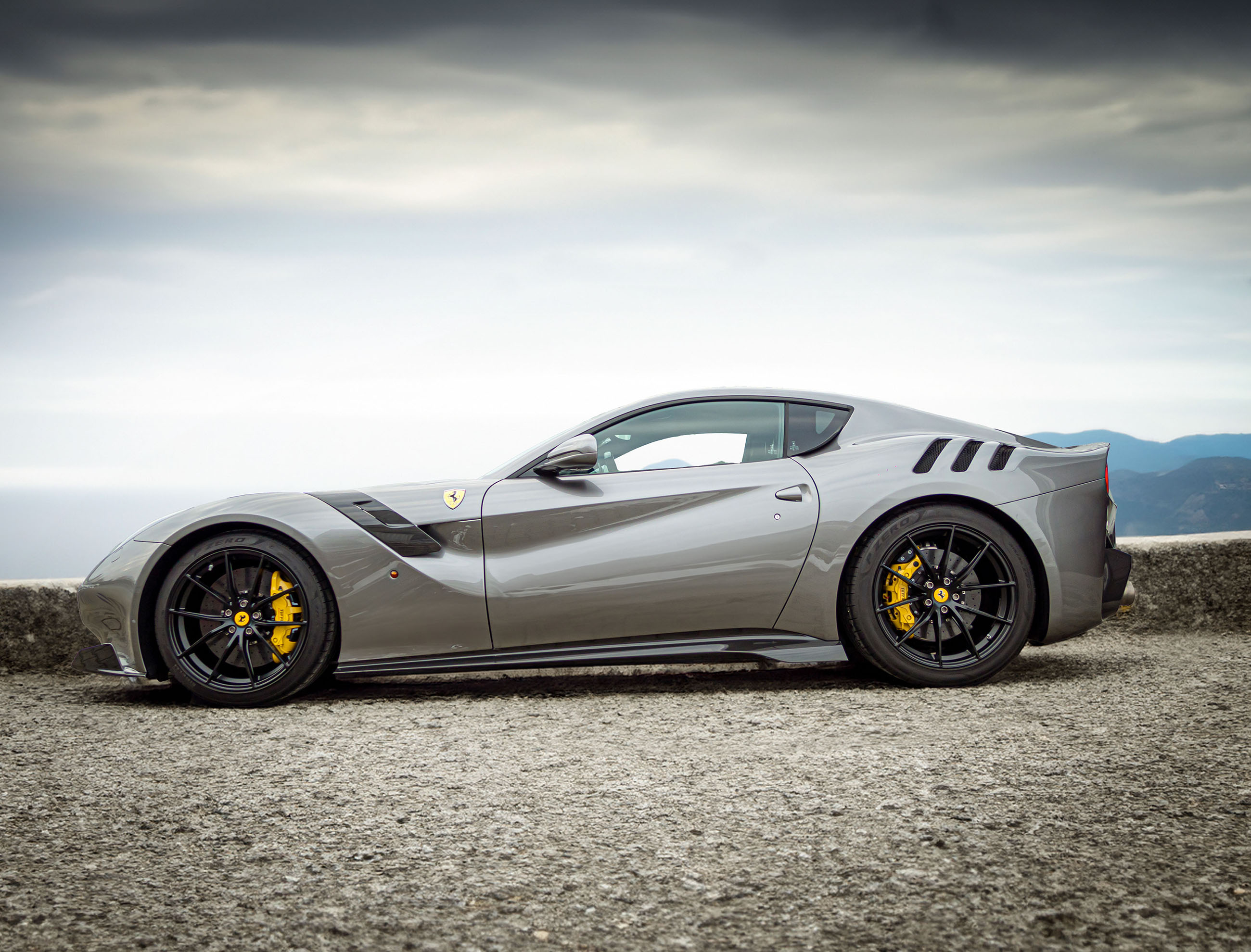 Ferrari F12tdf exterior — Grigio finish with carbon aero kit